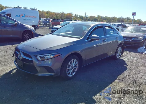 2019 Mercedes-Benz A 220 4Matic z USA, uszkodzony, nr VIN WDD3G4FB9KW022660